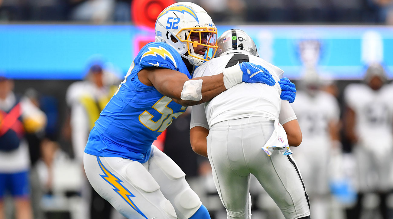 Khalil Mack takes down Aidan O'Connell for one of his six sacks in Week 4